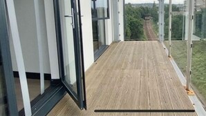 Balcony - Captivating 2-bed Flat W/terrace in North London (London)