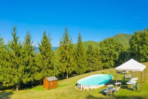 Seasonal outdoor pool - Villa Le Poggiola (Borgo San Lorenzo)
