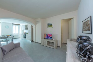 Family Apartment, Multiple Bedrooms (Nonna Sandrina in Monferrato hills) | Living area - Nonna Sandrina in Monferrato Hills (Garbagna)