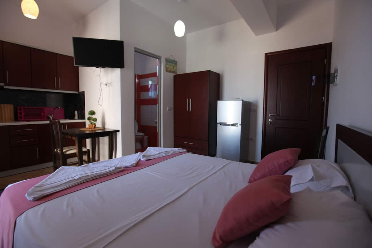 Estudio, balcón | Wifi gratis y ropa de cama