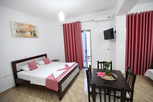 Chambre Double | Wi-Fi gratuit, draps fournis