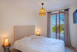 1 bedroom, free WiFi - Villa Bodri: a villa between sky and sea (Corbara)