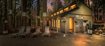 Enjoy Forest Views Retreat at Kingswood Village!