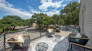 House, Multiple Beds, Kitchen, Garden View (Austin Retreat - Unit B) | View from room - Conveniently Located Upstairs Deck BBQ (Austin)