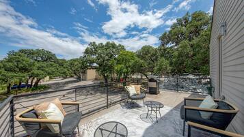 House, Multiple Beds, Kitchen, Garden View (Austin Retreat - Unit B) | View from room