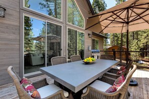 House, Multiple Beds, Balcony, Mountain View (Grandview Manor) | Balcony