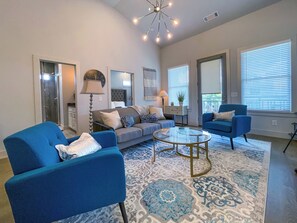 House, Multiple Beds, Balcony | Living area | TV