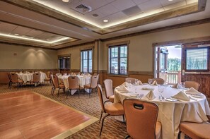 Condo, Multiple Beds, Kitchen, Mountain View (Luxury at One Ski Hill Place ) | Banquet hall