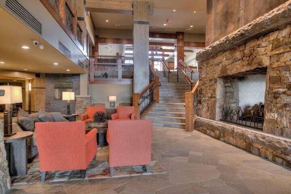 Interior - Luxury at One Ski Hill Place - Ski-in/ski-out (Breckenridge)