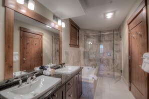 Condo, Multiple Beds, Kitchen, Mountain View (Luxury at One Ski Hill Place ) | Bathroom | Deep-soaking bathtub, towels - Luxury at One Ski Hill Place - Ski-in/ski-out (Breckenridge)