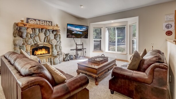 Rumah, Beberapa Tempat Tidur, hot tub, pemandangan gunung (Montgomery Estates Bliss) | Interior