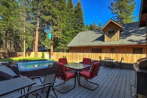House, Multiple Beds, Hot Tub, Garden View | Balcony - Residing Retreat (South Lake Tahoe)