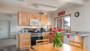 House, Multiple Beds, Balcony, Ocean View | Private kitchen | Coffee/tea maker, fridge, microwave, oven - Ocean Bungalow (Gualala)