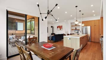 Townhome, Multiple Beds, Hot Tub, Mountain View (Paradise at The Palisades) | Interior