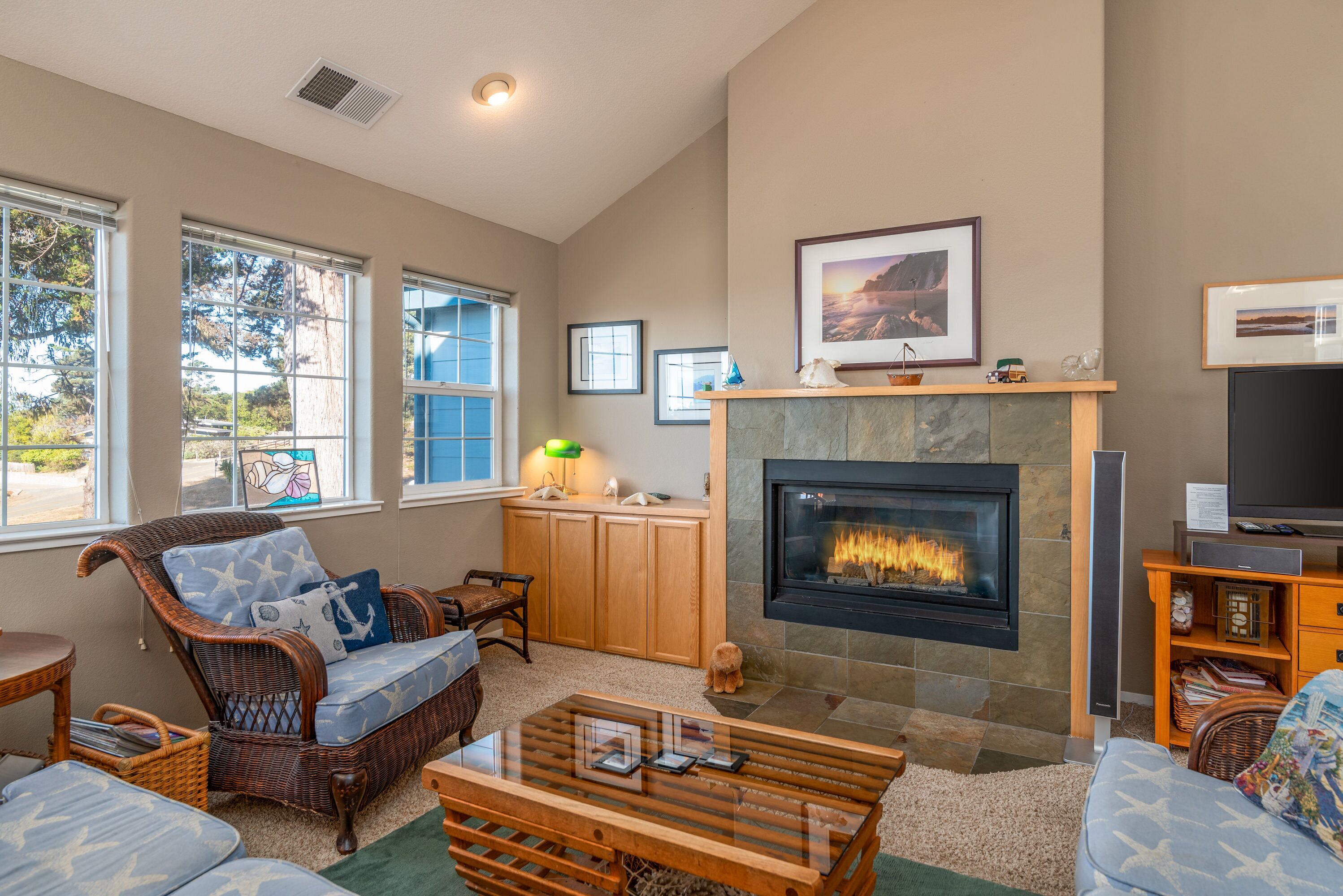 House, Berbilang Katil, Balcony, Ocean View | Ruang tamu | 40 inci televisyen dengan kabel, pendiangan 