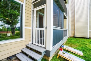 Exterior - Riverfront Getaway (Nashville)