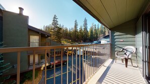Lägenhet - flera sängar - uteplats - utsikt mot bergen (St. Anton Retreat) | Utsikt från rummet