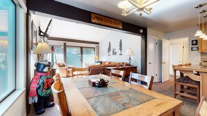Lägenhet - flera sängar - uteplats - utsikt mot bergen (St. Anton Retreat)