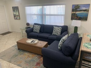 Villa, Multiple Beds, Kitchen | Living room