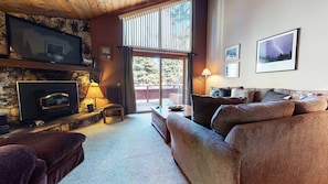 Interior - Winterset Woodland - Near Hike & Bike Trails! (Mammoth Lakes)