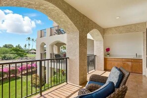 Villa, Multiple Beds, Balcony, Golf View (Shores at Waikoloa Beach Resort 236) | Property grounds