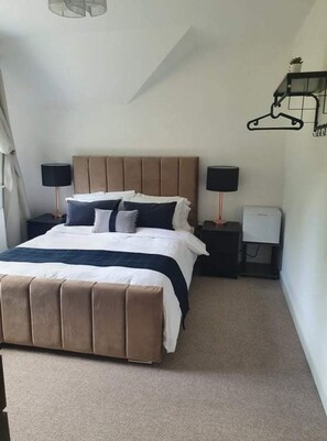 Deluxe Double Room, Ensuite, Garden View | Room amenity - Coille Darach B&B (Acharacle)
