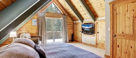 House, Multiple Beds, Patio, Mountain View (Bear Pause) | 4 bedrooms, individually decorated, individually furnished, free WiFi