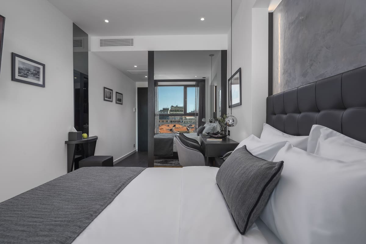 1 slaapkamer, een minibar, een bureau, geluiddichte muren