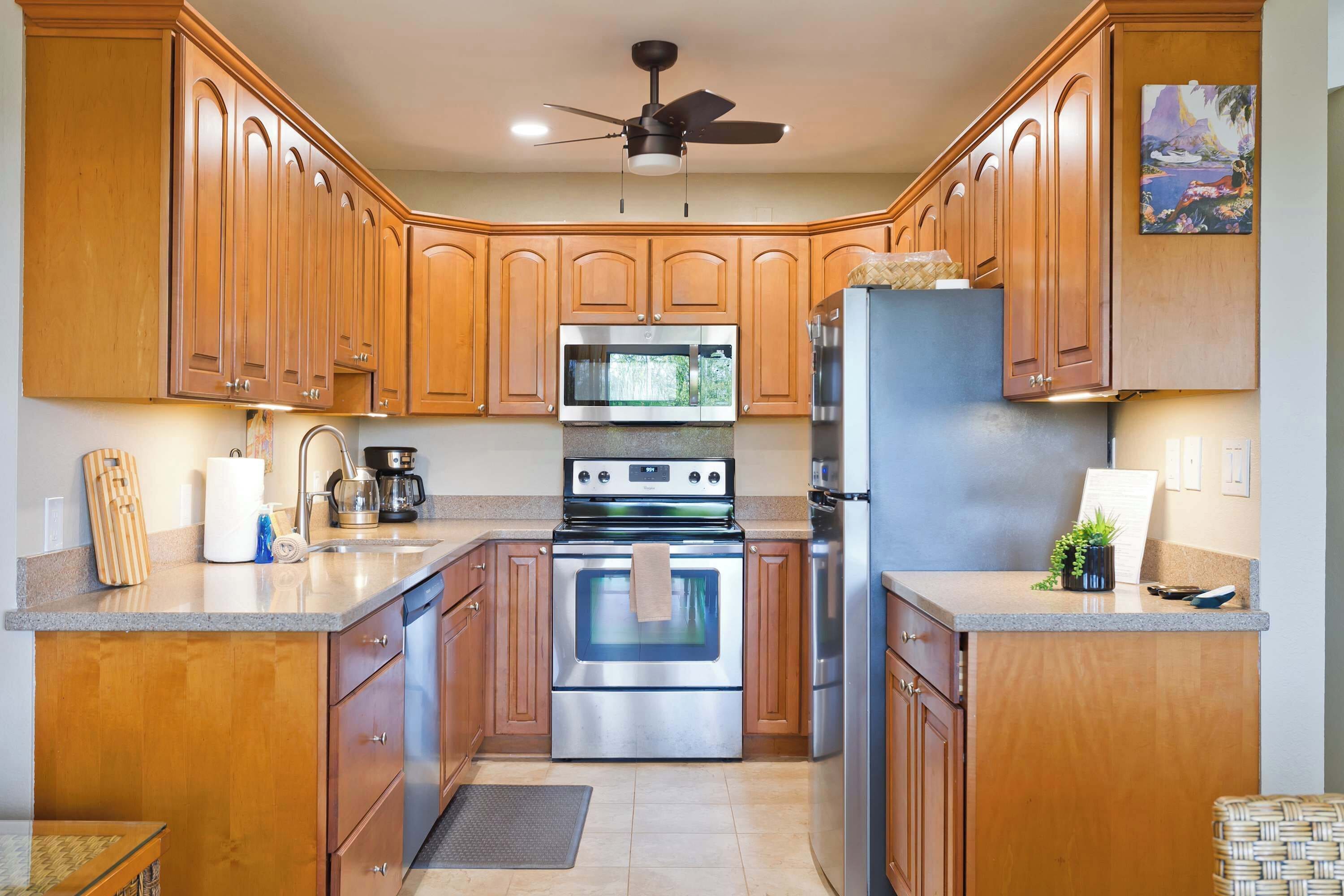 Condo, Multiple Beds, Patio, Garden View (Keauhou Punahele #E105) | Private kitchen | Fridge, microwave, stovetop, dishwasher