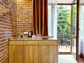 奢华双人房 | 私人简易厨房 | 冰箱、炉灶、电热水壶、厨具/餐具