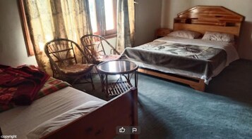 Standard Triple Room | Iron/ironing board, free WiFi