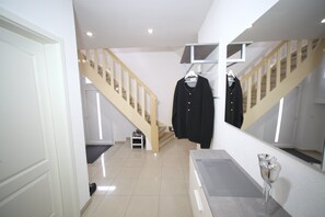 Interior - House in Memmingen Altstadt in the Allgäu, terrace, garden, train station, airport (Memmingen)