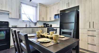 The right door. 2 bedroom cozy apartment in the middle of Saint-Jérôme