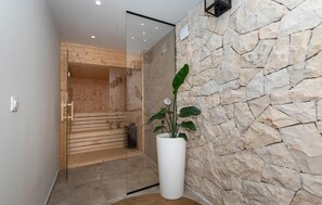 Spa - Gorgeous home in Klek with sauna (Klek)