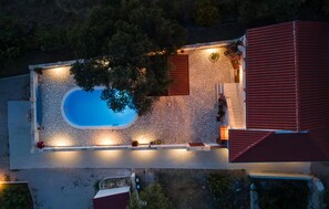 Beheizter Pool