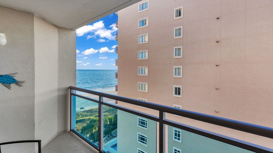 Ocean View Bahama Sands Stunning Resort