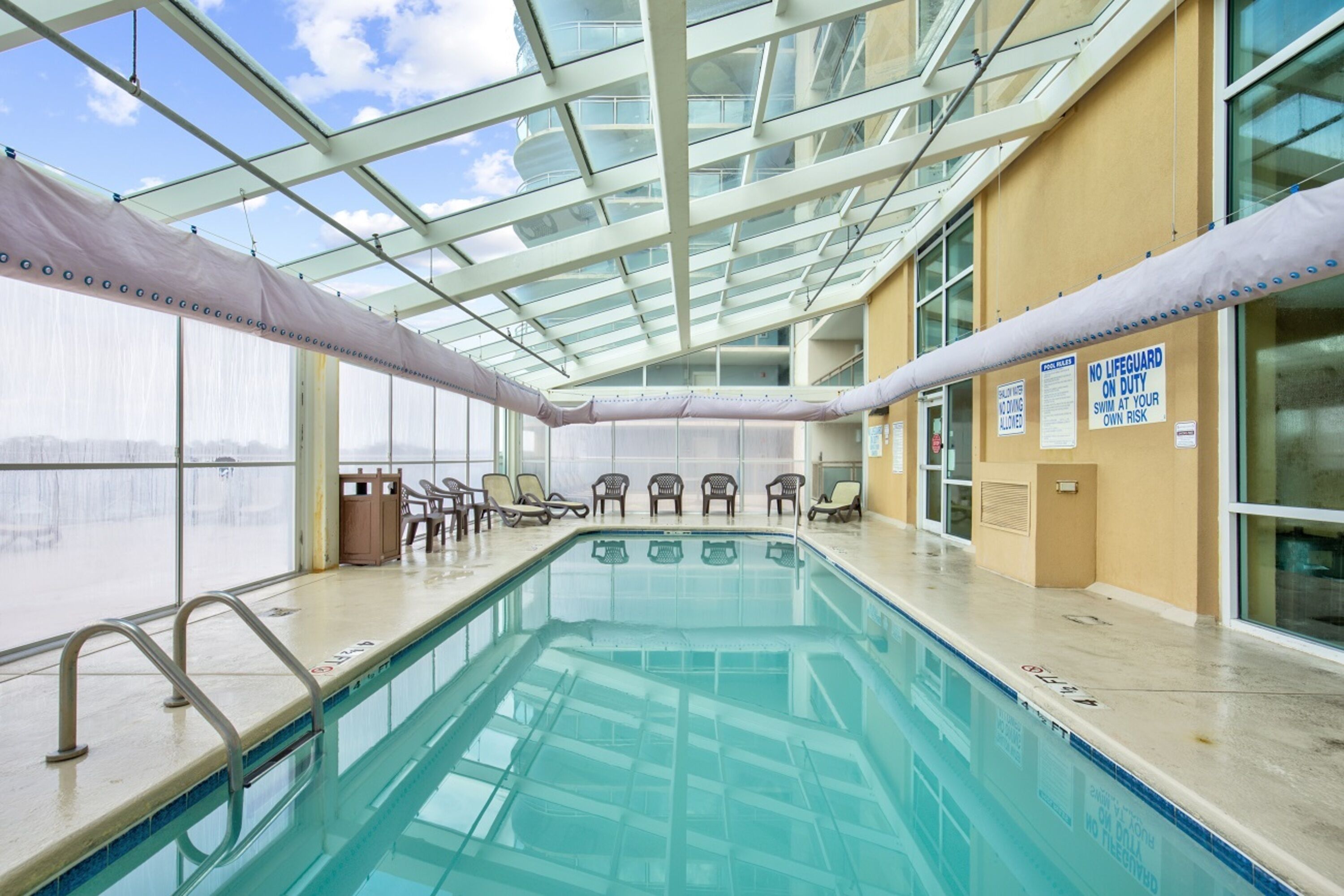 Indoor pool, outdoor pool