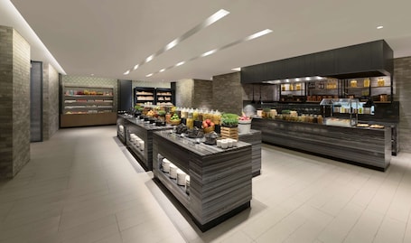 2 restaurants, breakfast, lunch, dinner served; Fusion cuisine. Hilton Garden Inn Bengaluru Embassy Manyata Business Park