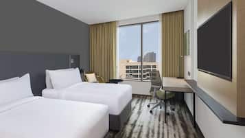 1 bedroom, premium bedding, minibar, in-room safe