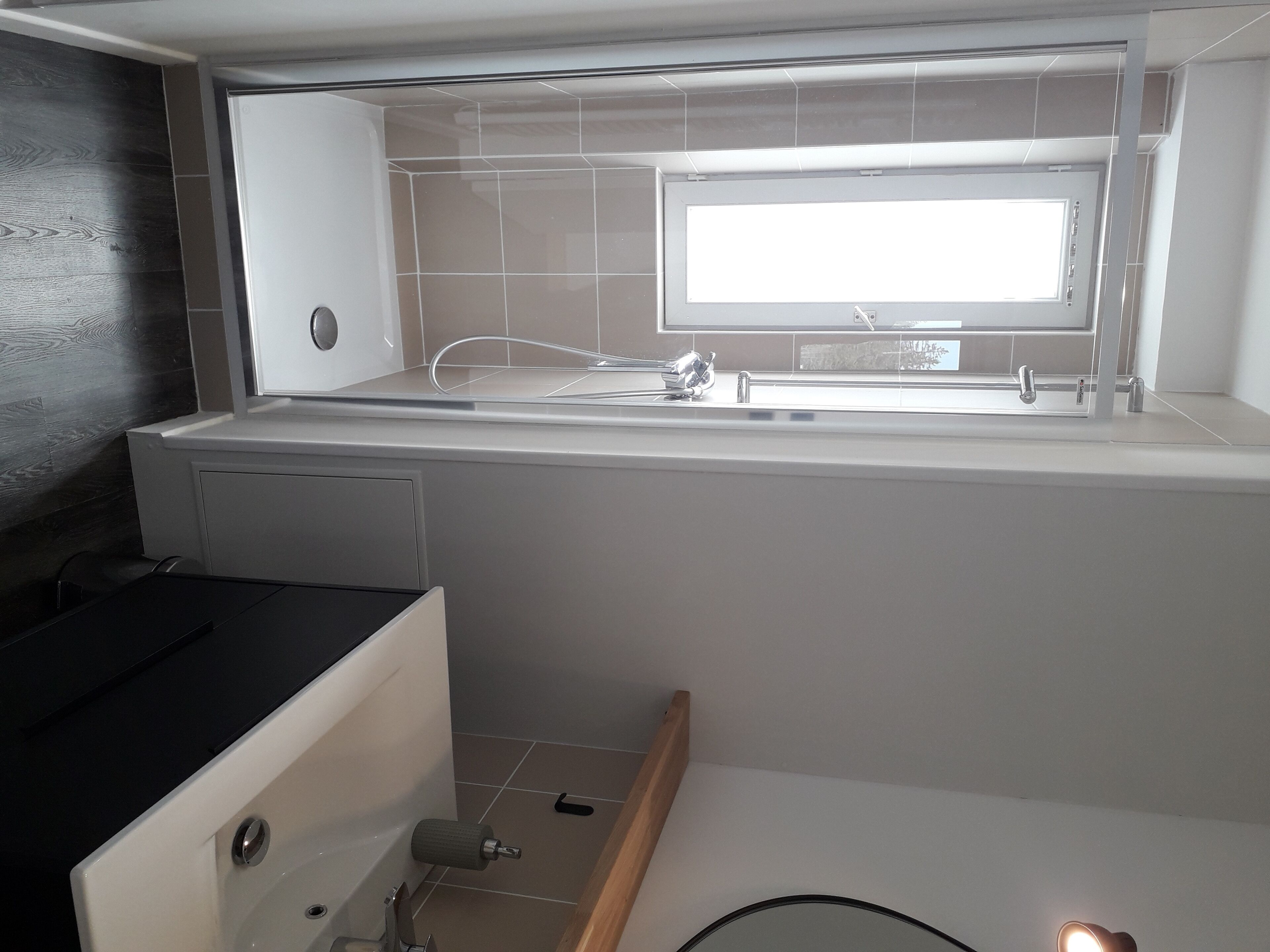 Bathtub, hair dryer, towels, soap