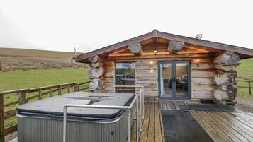 Cottage | Terrace/patio