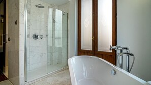 Superior-Doppelzimmer | Badezimmer