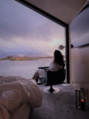 Panoramic Double Room | Desk, soundproofing, iron/ironing board, free WiFi - Ringstad Resort (Bø)
