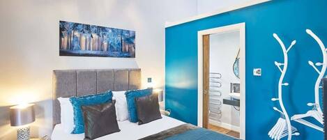 2 chambres, fer et planche Ă repasser, Wi-Fi, draps fournis