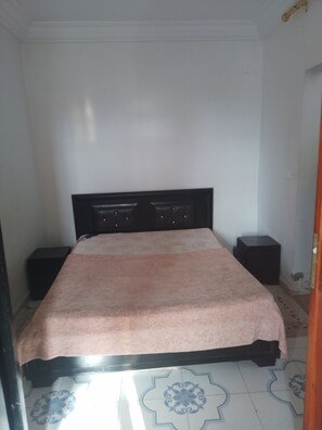 2 bedrooms, Internet, bed sheets