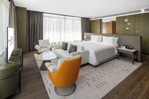 Ropa de cama de alta calidad y minibar 