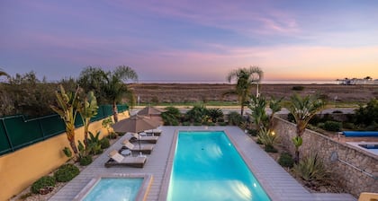 Luxury Front Line Villa in Lagos: Magnificent Sea Views, Private Pool & Jacuzzi