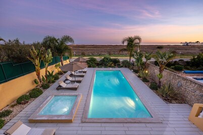 Luxury Front Line Villa in Lagos: Magnificent Sea Views, Private Pool & Jacuzzi