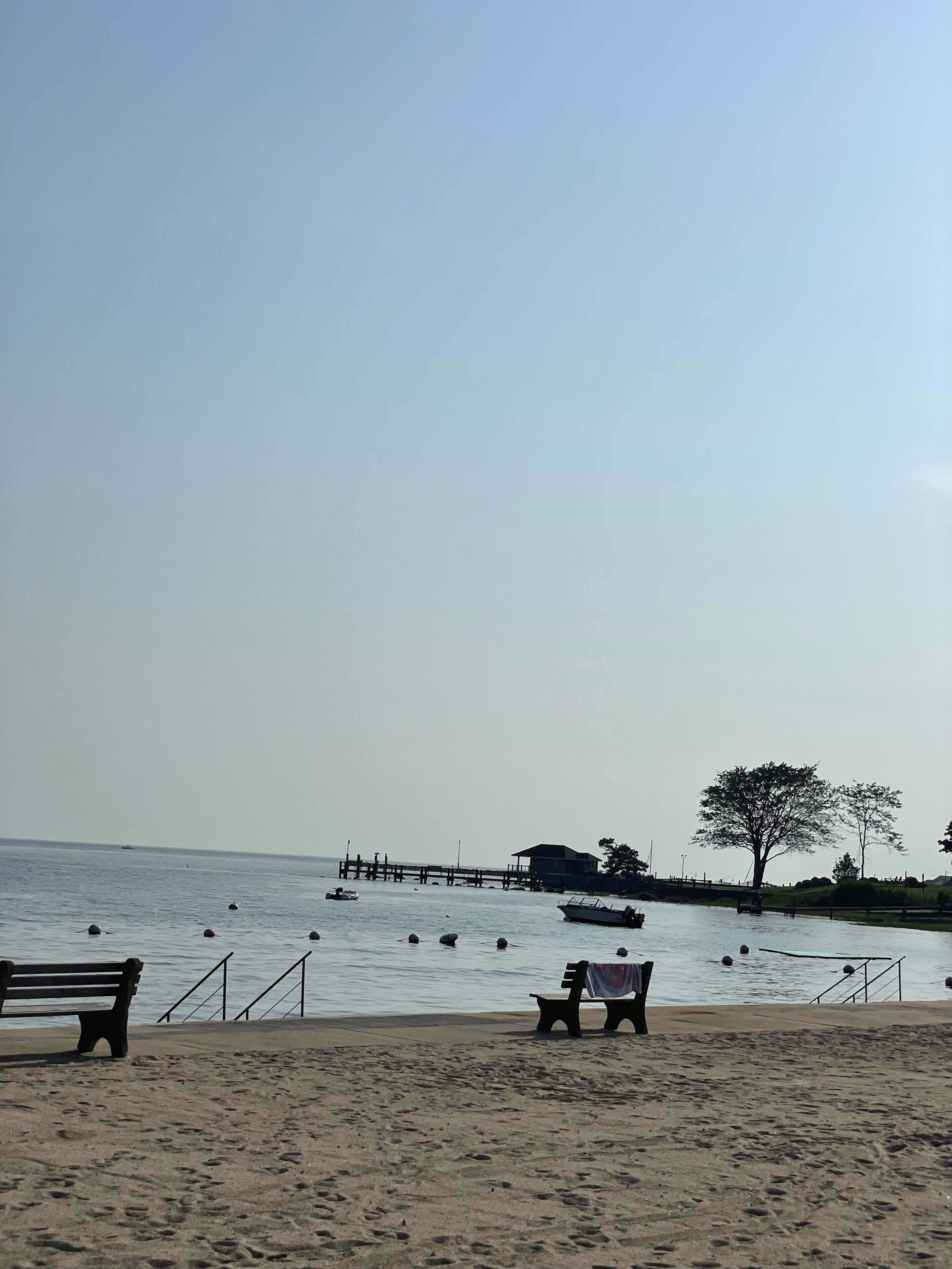 In Strandnähe, Liegestühle