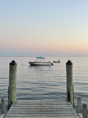 Beach nearby, sun-loungers - ⚓️Perfect Summer Oasis with nautical touches….. 59 steps to private beach ⛱ (Old Saybrook)